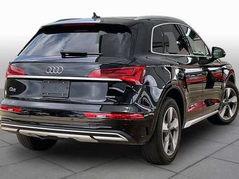 Used 2023 Audi Q5 2.0T Premium w/ Convenience Package AWD/4WD image 12