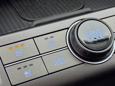 New 2026 Hyundai Kona Limited FWD image 19