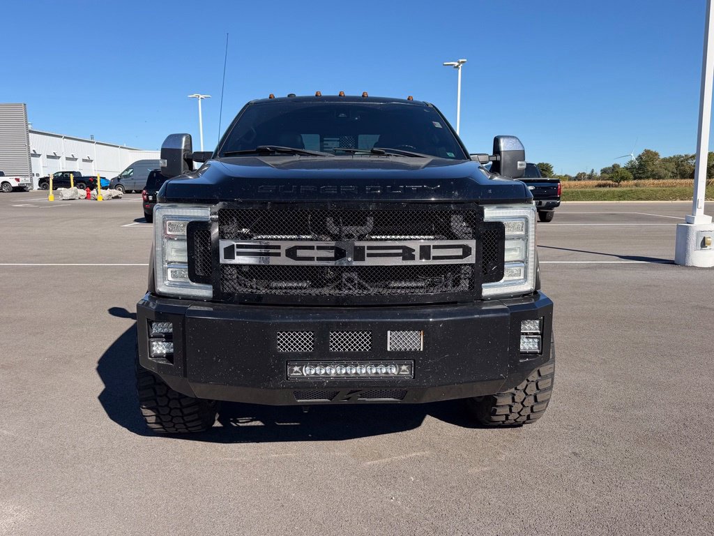Used 2017 Ford F350 Platinum w/ Platinum Ultimate Package AWD/4WD image 2