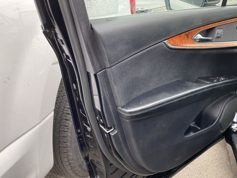 Used 2019 Lincoln Nautilus Reserve image 15