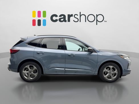 Used 2024 Ford Escape ST-Line w/ Tech Pack #1 FWD image 6