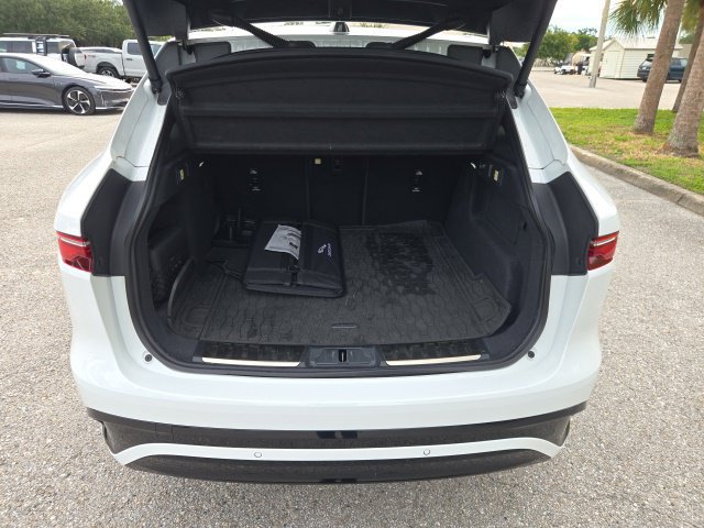 Used 2026 Jaguar F-PACE R-Dynamic S AWD/4WD image 9