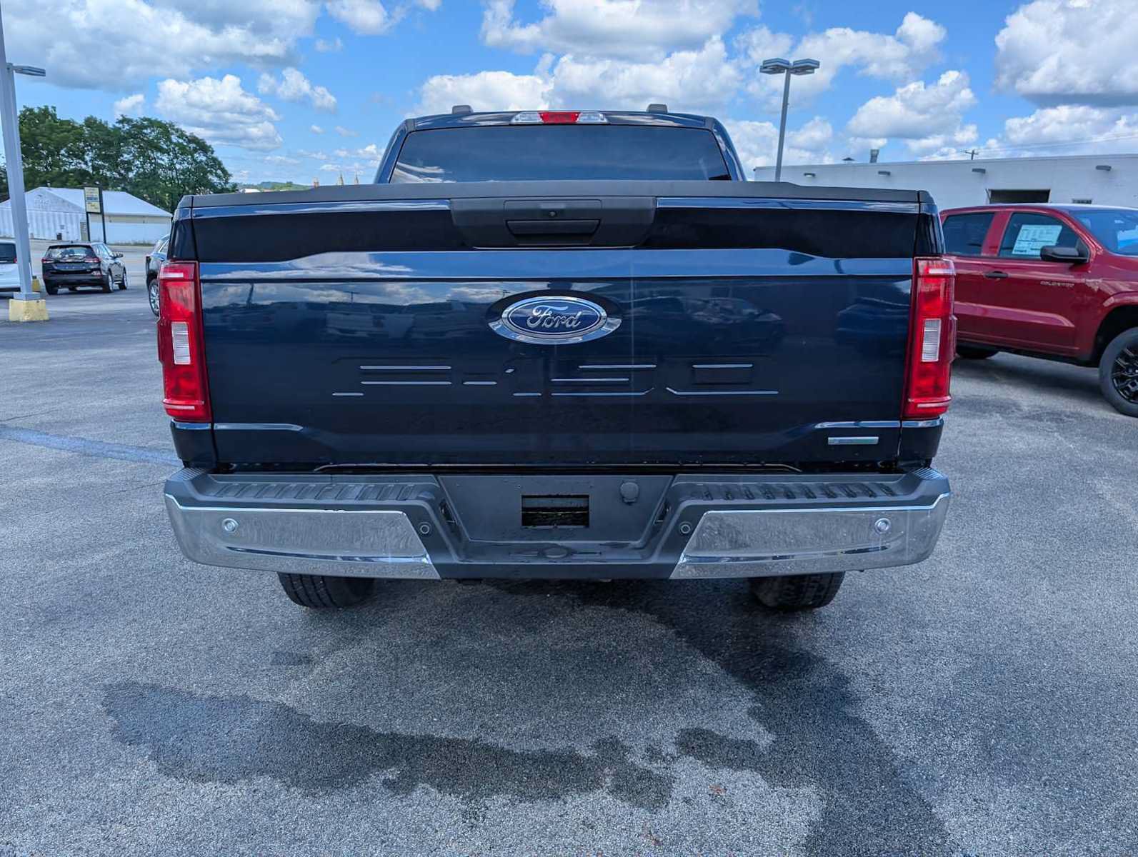 Used 2023 Ford F150 XLT AWD/4WD image 9