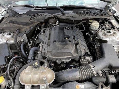 Used 2016 Ford Mustang Premium image 8