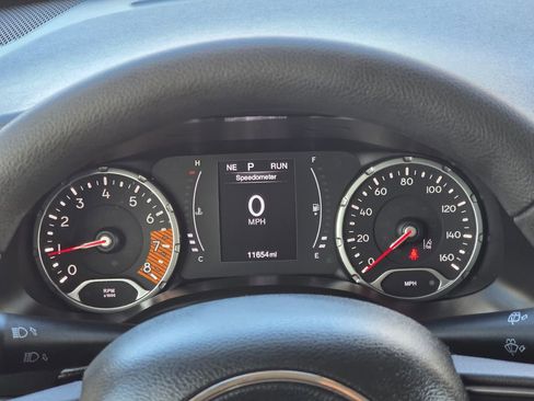 Used 2022 Jeep Renegade Sport w/ Sport Appearance Group AWD/4WD image 20