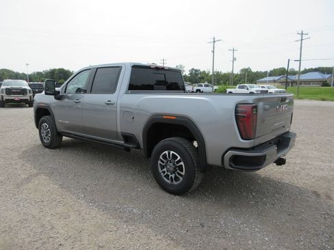 New 2026 GMC Sierra 2500 AT4 w/ AT4 Premium Plus Package AWD/4WD image 7