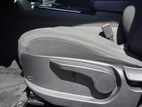 Used 2023 Kia Sportage LX image 27