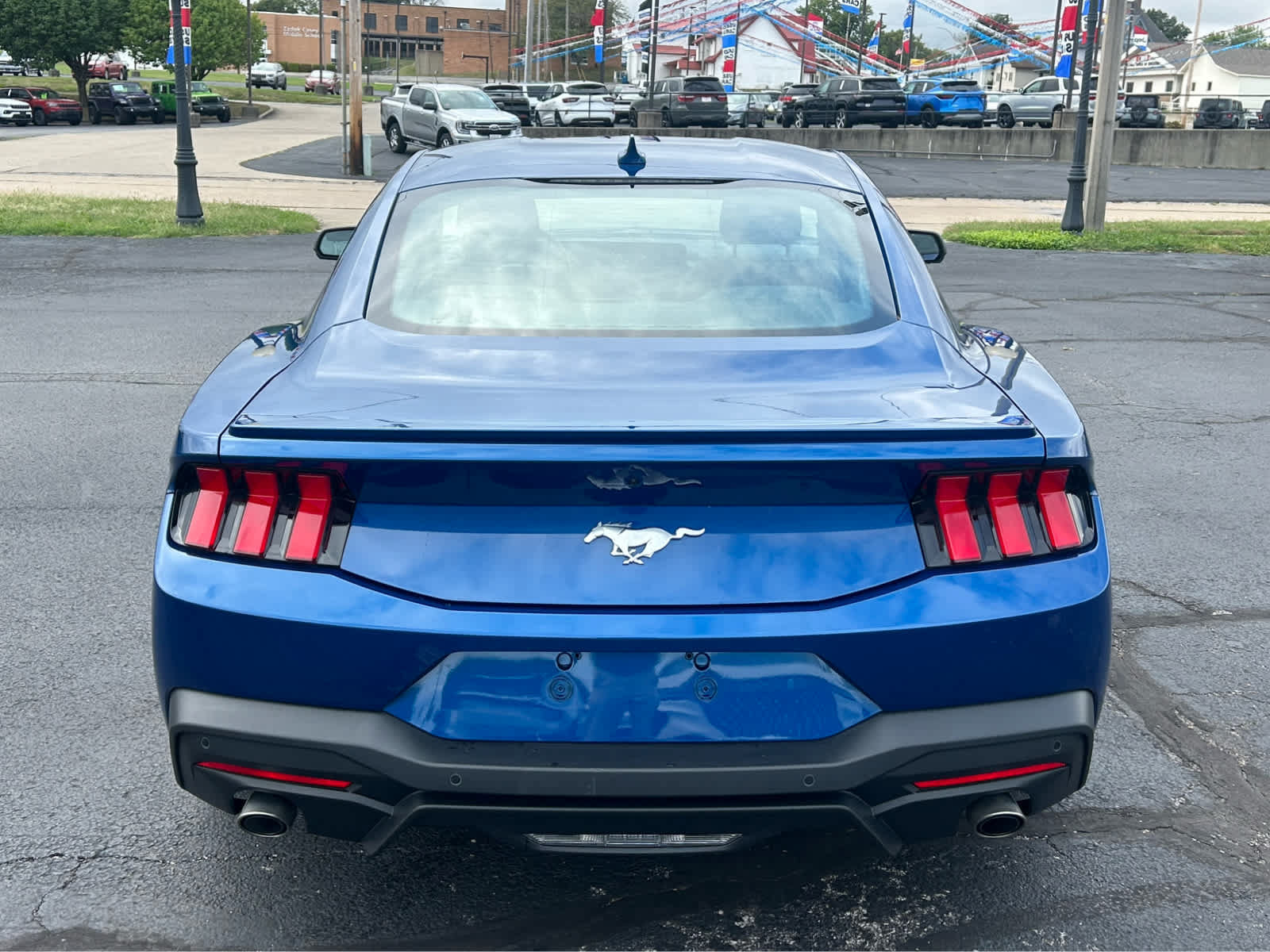 Used 2024 Ford Mustang Premium RWD image 5