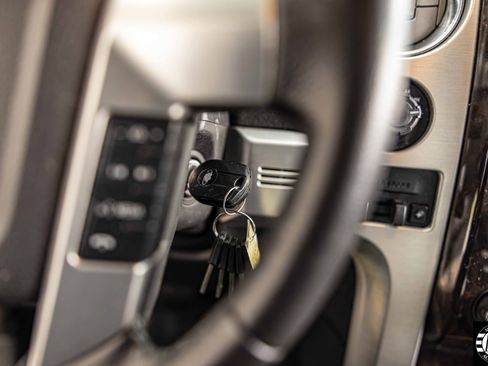 Used 2013 Ford F150 Platinum image 33