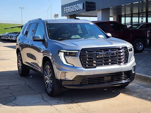 New 2026 GMC Acadia Denali Ultimate AWD/4WD image 2