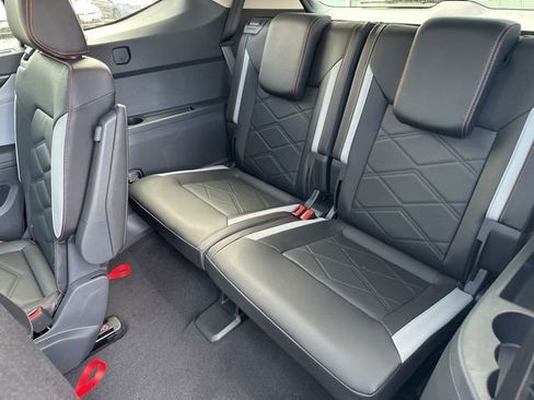New 2026 Volkswagen Atlas Peak Edition AWD/4WD image 17