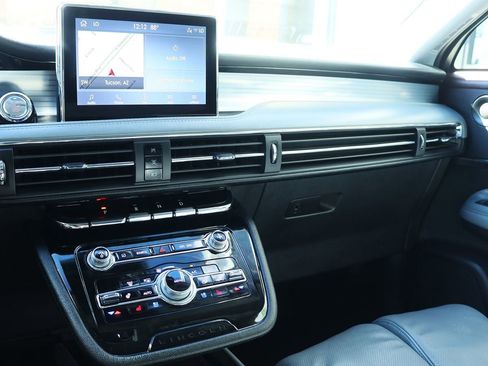 Used 2022 Lincoln Corsair Reserve w/ Equipment Group 201A image 44