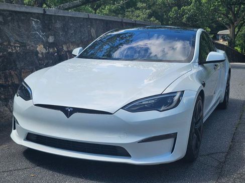 Used 2023 Tesla Model S AWD/4WD image 14