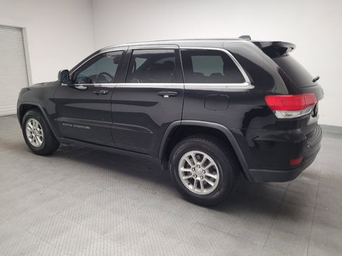 Used 2018 Jeep Grand Cherokee Laredo RWD image 3