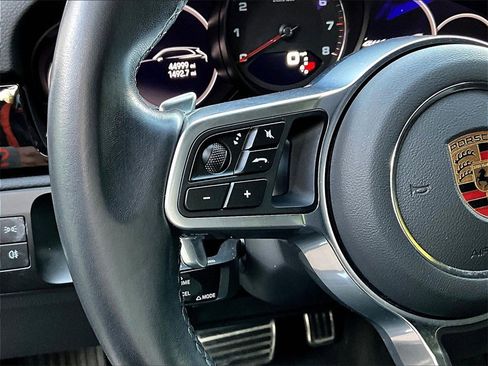 Certified 2023 Porsche Cayenne S Platinum image 23