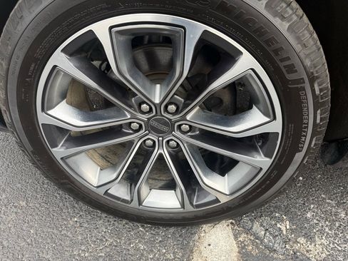 Used 2024 Jeep Grand Wagoneer Series III w/ Rear Seat Video Group 1 image 11