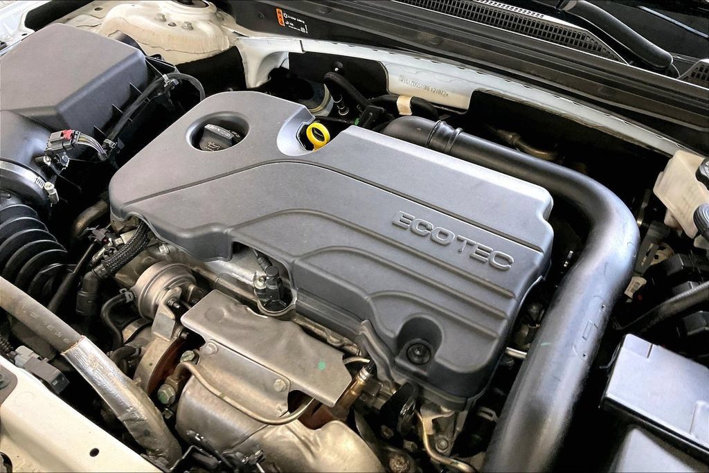 Used 2024 Chevrolet Malibu LT FWD image 28