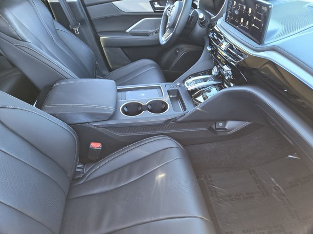Certified 2026 Acura MDX w/ Technology Package FWD image 14