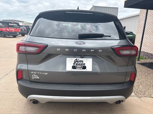 Used 2024 Ford Escape Active FWD image 9