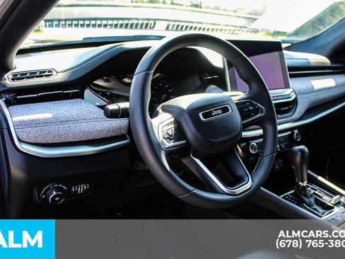 Used 2024 Jeep Compass Latitude AWD/4WD image 27