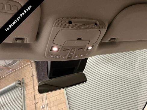 Used 2018 Lincoln Navigator Select w/ Technology Package image 39