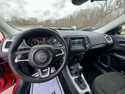 Used 2021 Jeep Compass Sport image 18