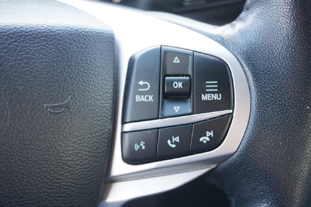 Used 2023 Ford Explorer XLT w/ Equipment Group 202A RWD image 30