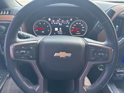 Used 2021 Chevrolet Silverado 3500 High Country w/ Technology Package AWD/4WD image 12