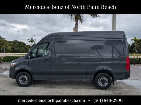 New 2025 Mercedes-Benz Sprinter 2500 image 3