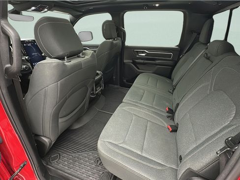 Used 2020 RAM 1500 Big Horn AWD/4WD image 12