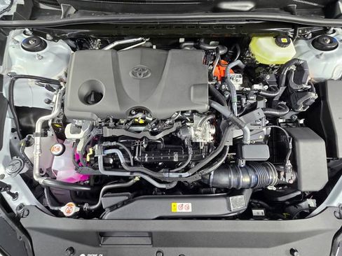 Used 2026 Toyota Camry SE image 13