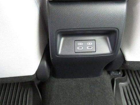 Used 2023 Toyota Corolla LE w/ LE Convenience Package image 16