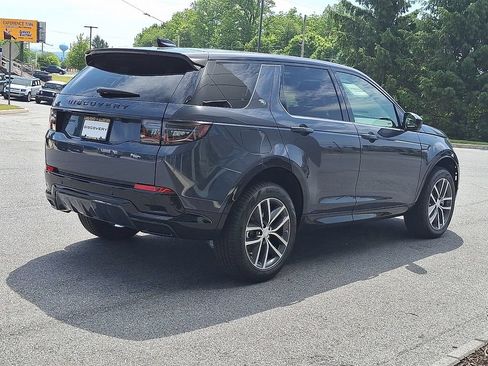 New 2026 Land Rover Discovery Sport Landmark AWD/4WD image 3