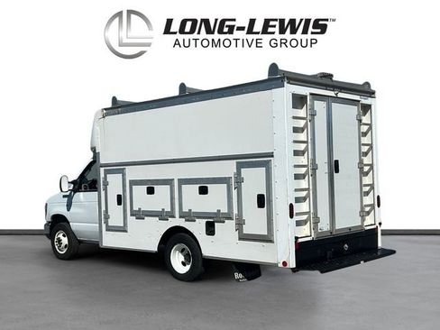 Used 2019 Ford E-350 and Econoline 350 Super Duty w/ Power Windows & Locks Group image 3