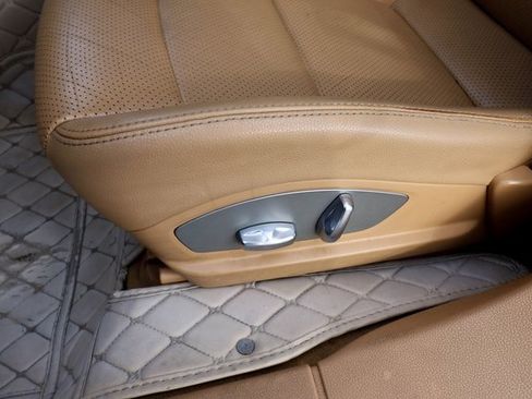 Used 2012 Porsche Panamera 4 image 29