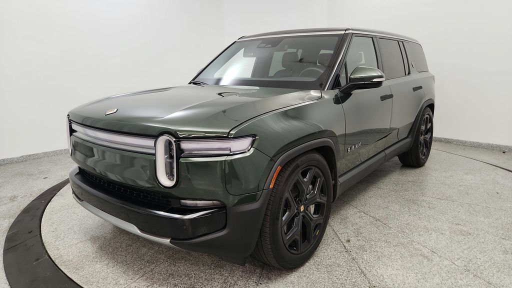 Used 2025 Rivian R1S Adventure Dual AWD/4WD image 23