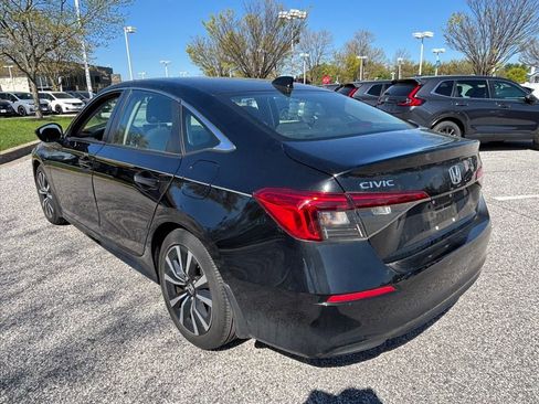 Certified 2023 Honda Civic EX image 6