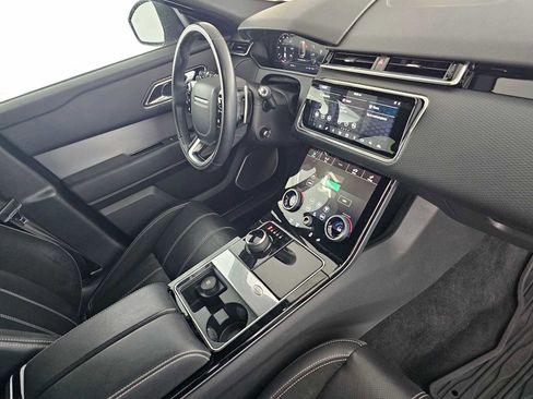 Used 2018 Land Rover Range Rover Velar R-Dynamic SE AWD/4WD image 11
