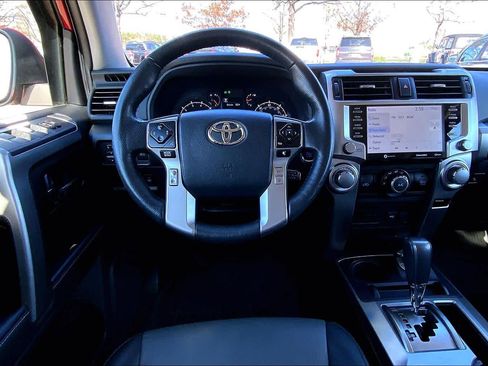 Used 2023 Toyota 4Runner SR5 Premium image 6