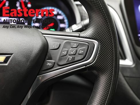 Used 2023 Chevrolet Malibu LT image 16