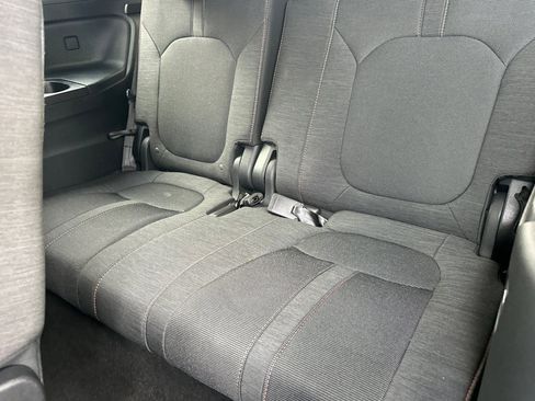 Certified 2025 Honda Pilot Sport image 32