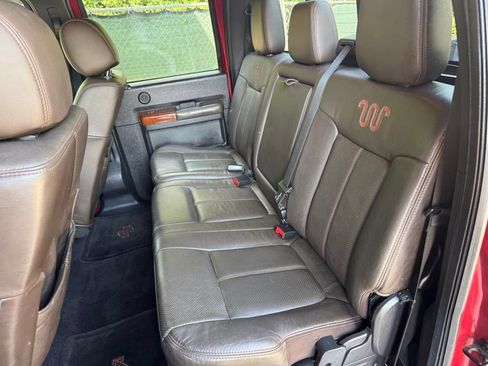 Used 2016 Ford F250 King Ranch w/ King Ranch w/Chrome Package AWD/4WD image 28