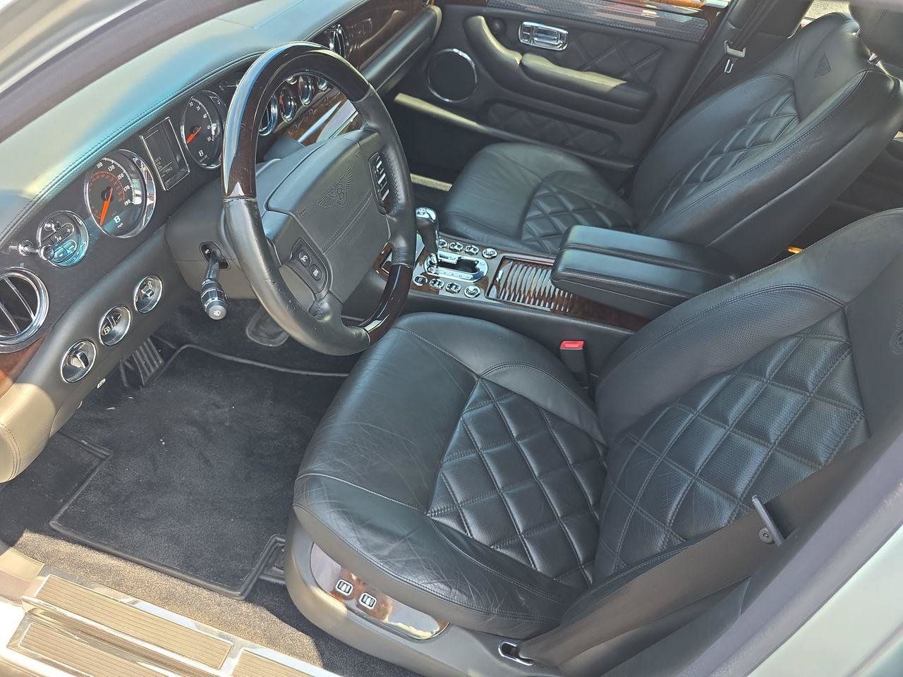 Used 2007 Bentley Arnage T RWD image 4