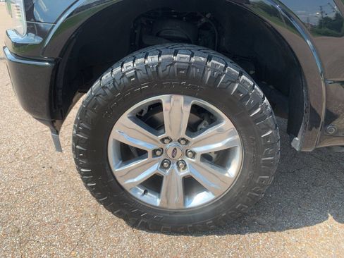 Used 2020 Ford F150 Platinum w/ Equipment Group 701A Luxury AWD/4WD image 33