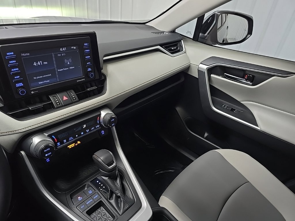 Used 2021 Toyota RAV4 XLE Premium FWD image 26