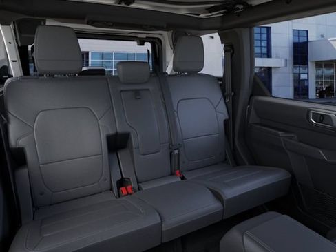 New 2026 Ford Bronco Outer Banks AWD/4WD image 11