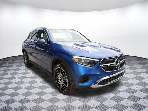 Used 2026 Mercedes-Benz GLC 300 image 7