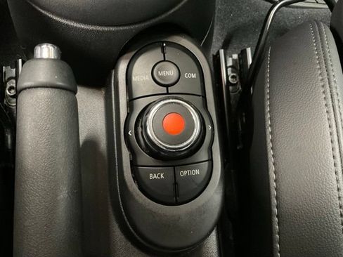 Used 2019 MINI Cooper S w/ Storage Package FWD image 29