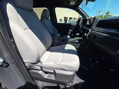 Used 2025 Toyota Tacoma SR5 RWD image 10