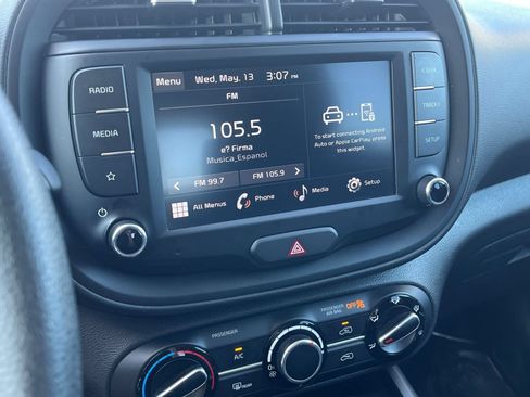 Used 2025 Kia Soul LX w/ LX Technology Package FWD image 20